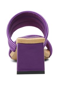 Shoe The Bear STB-SYLVI PADDED STRAP - Šľapky na opätku - violet satin