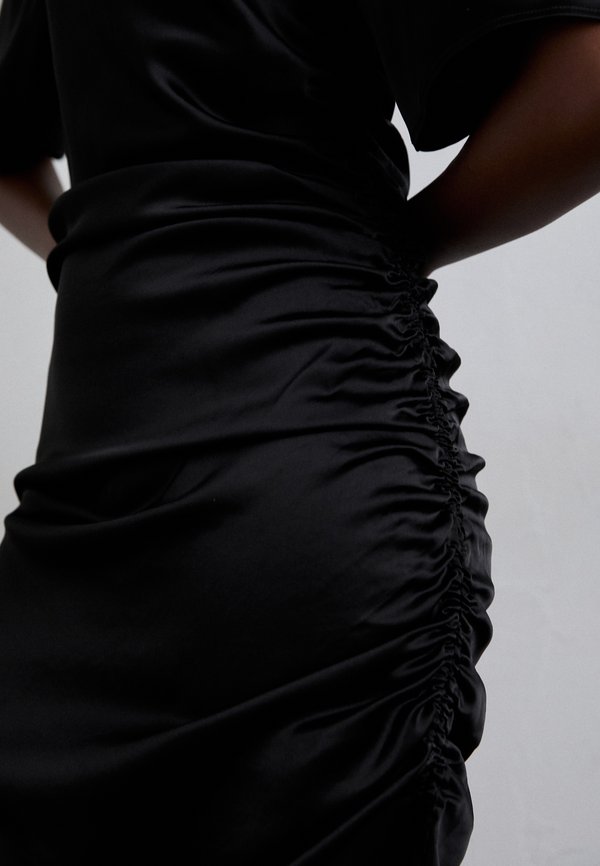 IOVAN - Shift dress2