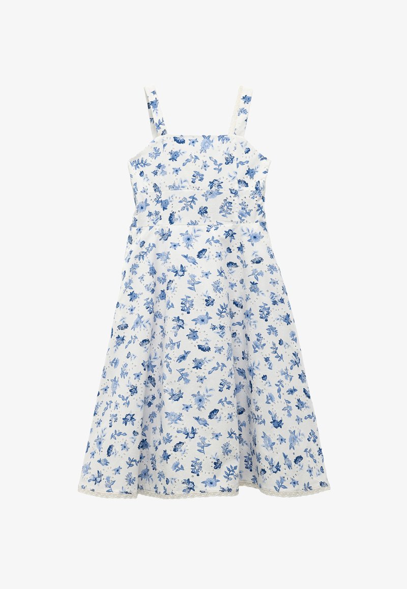 Blomsterkjole med blå og hvide blomstermønstre, let materiale, A-line form, tynde stropper og blondekant langs kanten.