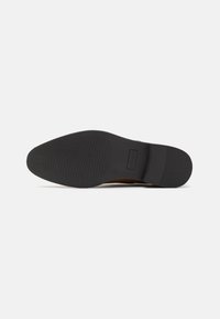Pier One UNISEX - Snøresko - cognac