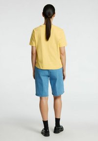 Selected Femme ESSENTIAL BOXY NOOS - T-shirts basic - sundress