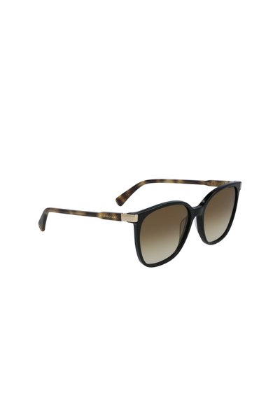 Sonnenbrille mit schwarzem Rahmen und braunen Verlaufslinsen. Die Bügel haben ein Schildpatt-Muster und goldfarbene Beschläge mit Branding.