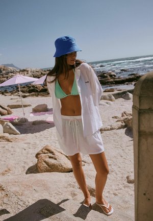 Self., REGULAR FIT - LINEN BLEND BEACH SHIRT CO-ORD SET - Doplnky na pláž - white