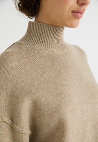 Weekday MAGGIE TURTLENECK - Pullover - beige