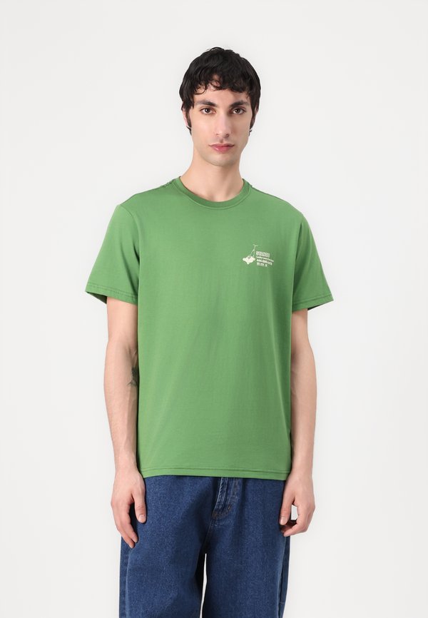 LUCKY LAWN TEE - Print T-shirt3