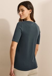 Cecil V-NECK - T-paita - grün