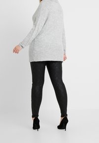 New Look Curves Sweter