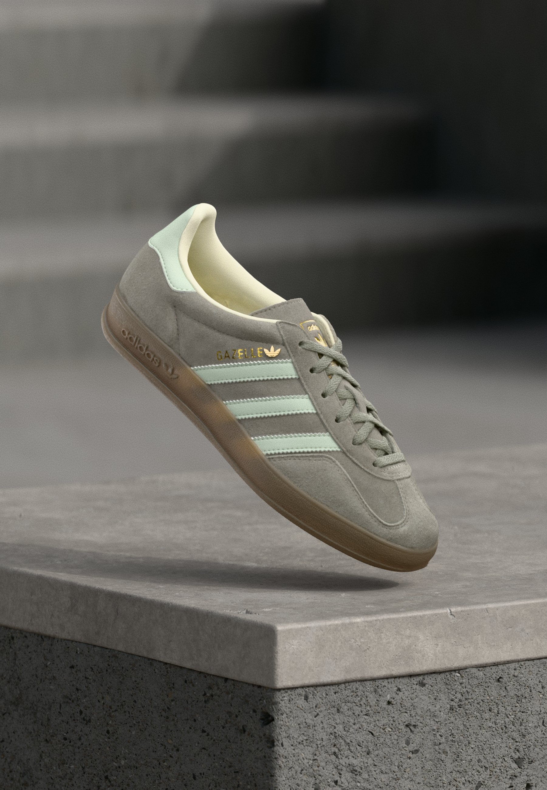 adidas Originals GAZELLE INDOOR - Trainers - silver-coloured pebble/green/light  green - Zalando.ie
