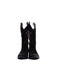 Stivali da cowboy in suede nero con dettagli ritagliati, punta affusolata e linguette di pull. Presentano un tacco elegante e una fodera interna morbida.