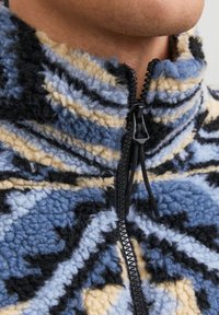 Jack & Jones JORDIAMOND  - Giacca in pile - ashley blue