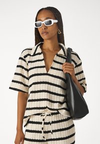 Gina Tricot TOP - Blouse - white