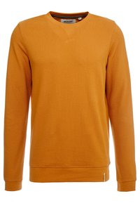 Sudadera naranja con acabado texturizado, con escote en V, mangas largas, puños y dobladillo acanalados, y una pequeña etiqueta de la marca en el lateral.