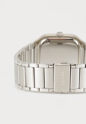 Rank 2: Cluse - QUADRUS - Watch