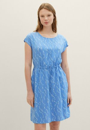 TOM TAILOR DENIM, MIT LIVAECO - Robe de jour - light blue white print