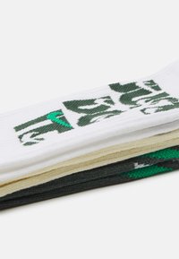 Nike Performance EVERYDAY PLUS CUSH CREW UNISEX 3 PACK - Sporta zeķes - coconut milk(white)/white(vintage green)/vintage green(white)