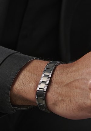 LUCLEON Armbånd - black