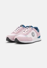Colmar Originals TRAVIS - Sapatilhas - blush pink/petrol blue