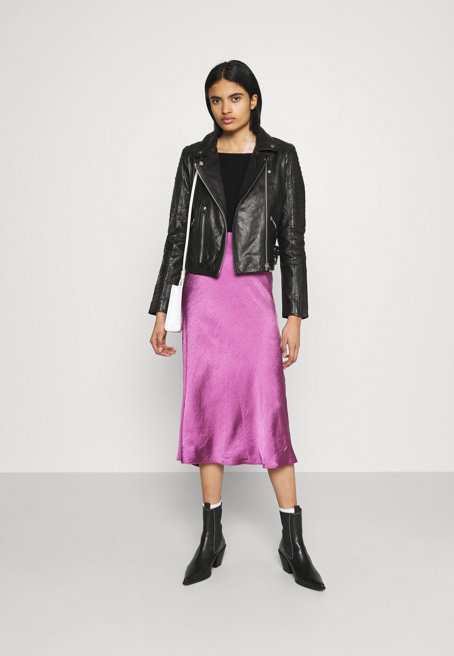 Damen FIA - Strickpullover Damen FIA - Strickpullover