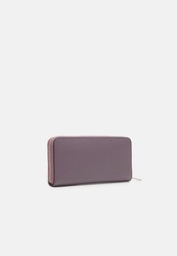 Furla CAMELIA L ZIP AROUND SLIM - Wallet - aura/perla