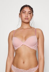 Calvin Klein Underwear LIFT DEMI SEDUCTIVE CMFRT LOTU - Soutien de elevação - pink shell