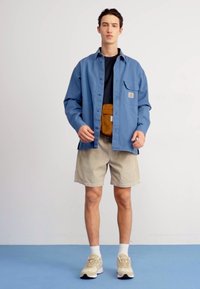 Thumbnail Image 2