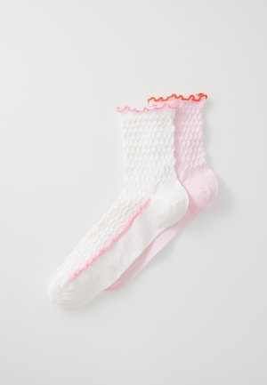 STRUCTURE SLINKY 1/4 CREW SOCKS UNISEX 2 PACK - Sokid - pink