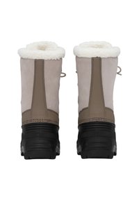 Botas de invierno de ante gris con un suave collar de pelo sintético blanco, suelas de goma negra y detalles de costura a lo largo de los lados.