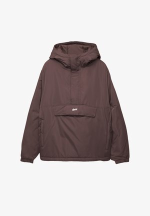 Rjav oblazljen jopič s kapuco, sprednjim polovičnim zadrgo in sprednjim žepom. Ima elastične manšete in diskreten logotip na žepu.