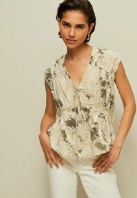 Next BRODERIE TALL - REGULAR FIT - T-shirt med print - khaki green