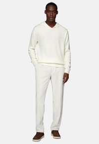 Boggi Milano Chinos tipa bikses - cream