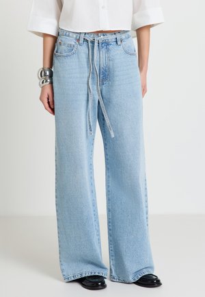 LUNGO TINTA UNITA - Jean boyfriend - blu denim chiaro