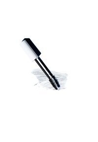 Goupillon de mascara avec gel clair ou blanc sur fond blanc, montrant la texture du produit et les détails de la brosse.