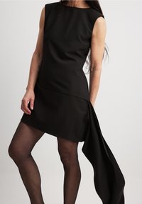 NA-KD Maxi šaty - black