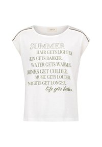 T-shirt blanc à manches courtes avec un texte évoquant des thèmes d'été en vert olive. Tissu doux avec une coupe décontractée et de subtils détails aux épaules.