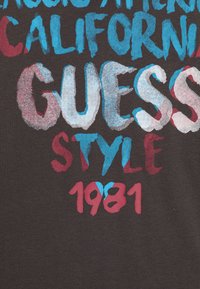 Guess JUNIOR BOY - Printtipaita - magnetic