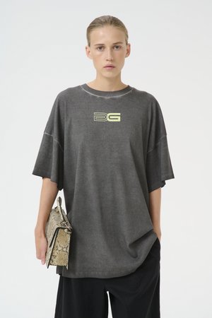 SILMO TEE - Long sleeved top - black oil washed