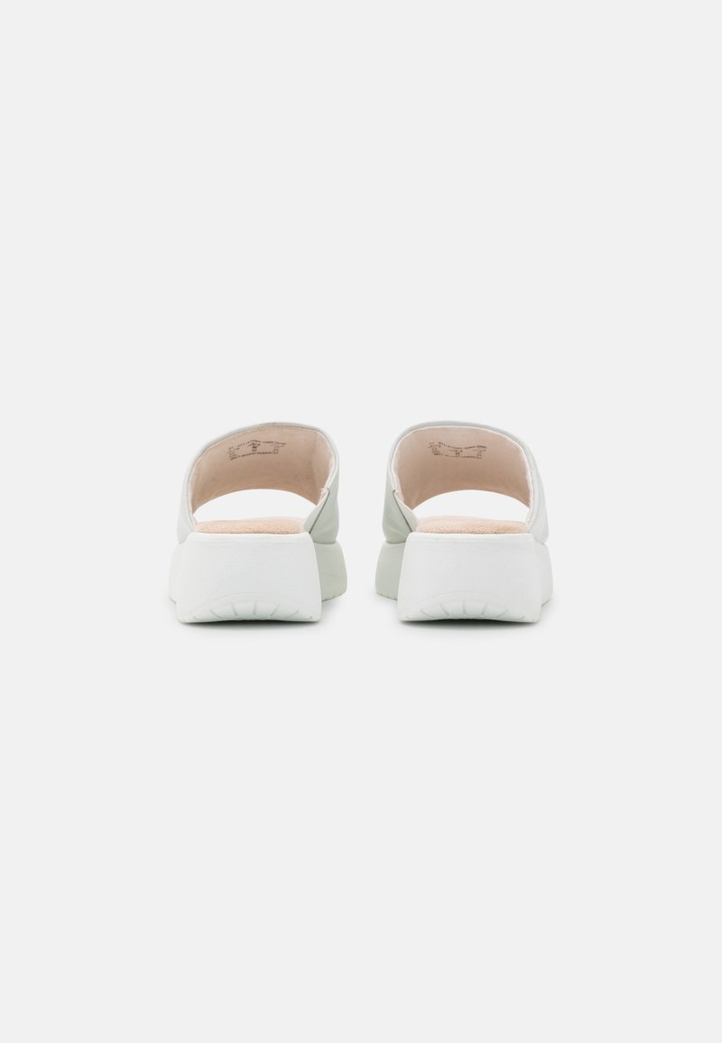 Damen Flache Pantoletten | Bugatti KYA Pantolette flach white/weiß - UH84732 Damen Flache Pantoletten | Bugatti KYA Pantolette flach white/weiß - UH84732
