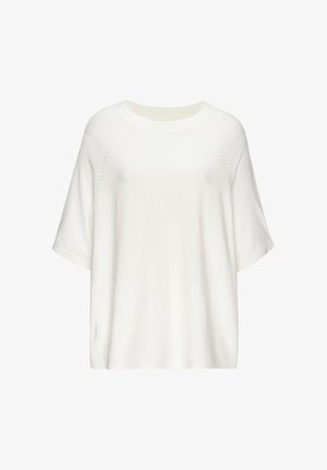 Pull blanc à manches courtes, en maille lâche, avec encolure ronde et détails de coutures discrètes le long des manches.