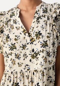 Lollys Laundry Vapaa-ajan mekko - off-white