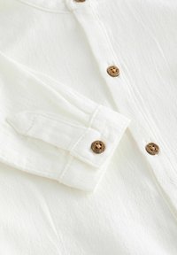 Next Skjorta - white woven grandad