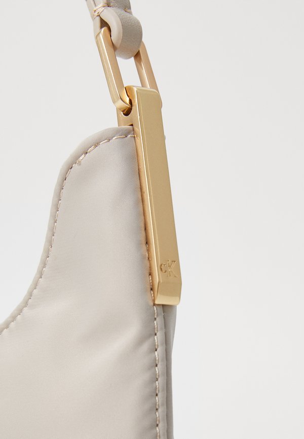 SMALL SHOULDER BAG - Handbag - chateau3