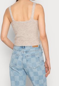 Vero Moda Sweter