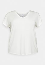 Vero Moda Curve VMAYA V-NECK NOOS CURVE - T-shirt basic - pink cosmos/fuxia Vero Moda Curve VMAYA V-NECK NOOS CURVE - T-shirt basic - pink cosmos/fuxia