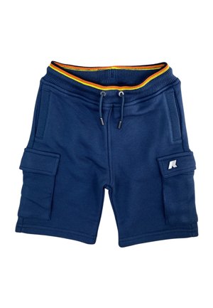 Tmavomodré krátke nohavice z rebrovanej látky s elastickým pásom, oranžovým pruhovaným lemom, sťahovacou šnúrkou, bočnými nákladnými vreckami a malým bielym logom na pravom vrecku.