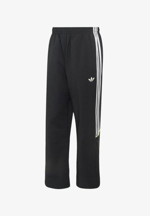 adidas Originals, ADIDAS ORIGINALS TEAMGEIST 26 TRACKPANT - Pantalon de survêtement - black white