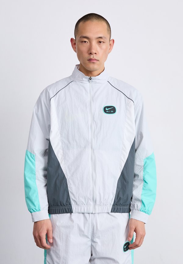AIR TRACKTOP - Summer jacket