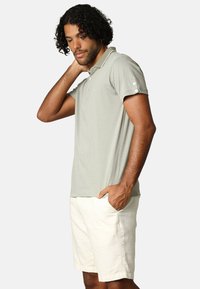 DEELUXE HORUS - Polo - Light Khaki