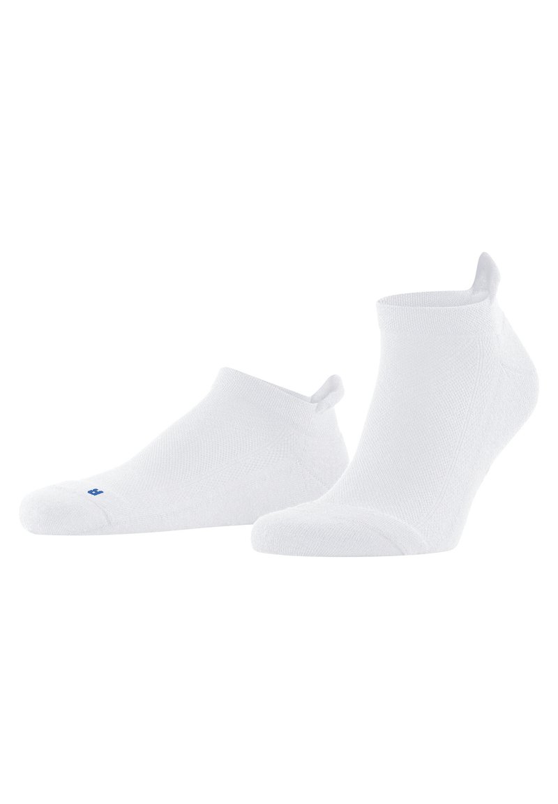 Weiße Knöchelsocken mit strukturierter Oberfläche, versehen mit einem kleinen blauen Logo auf der Zehe und einer verstärkten Ferse für Langlebigkeit.