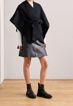 Lage laarzen - black