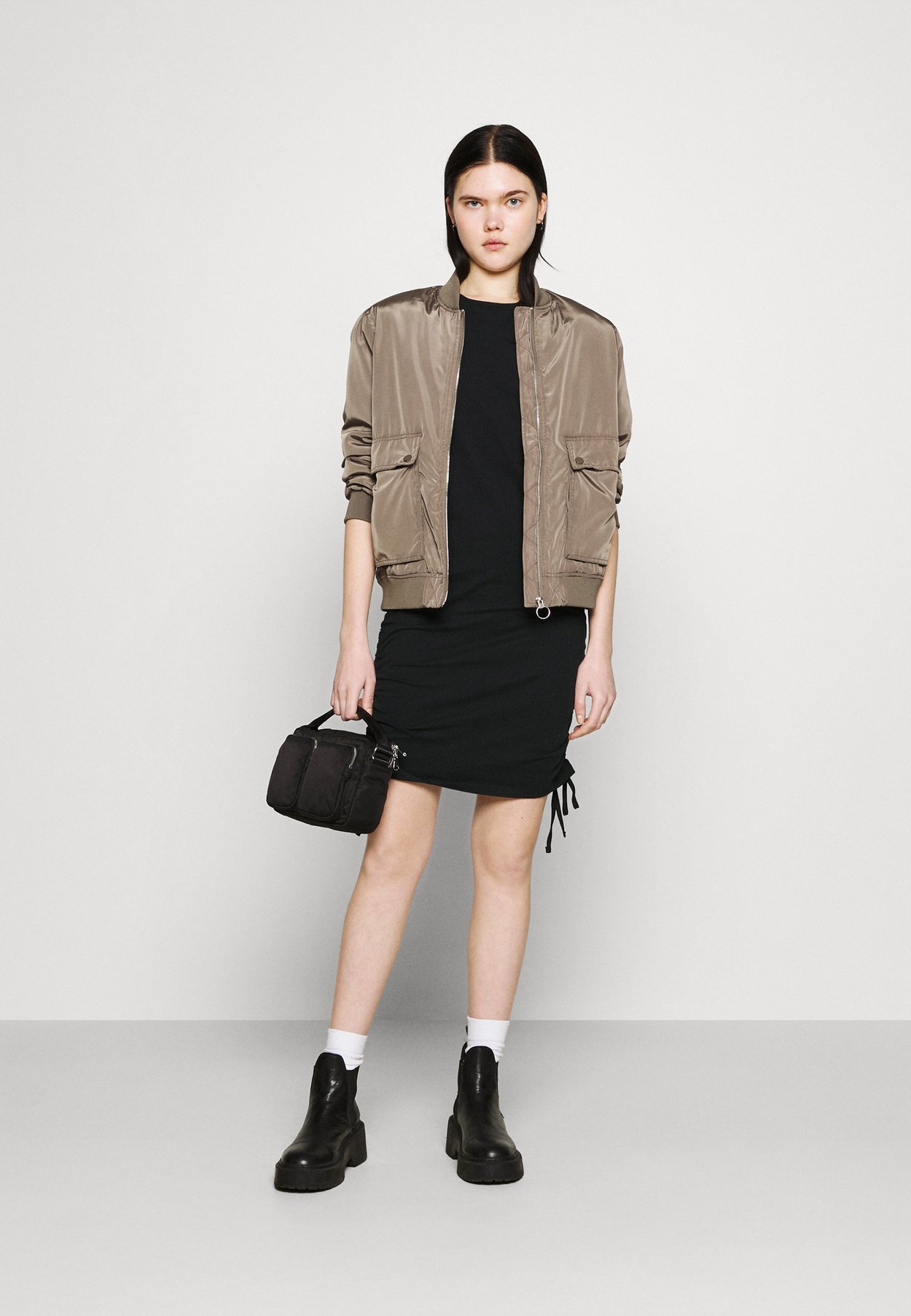 ONLPERNILLE ROUCHING DRESS